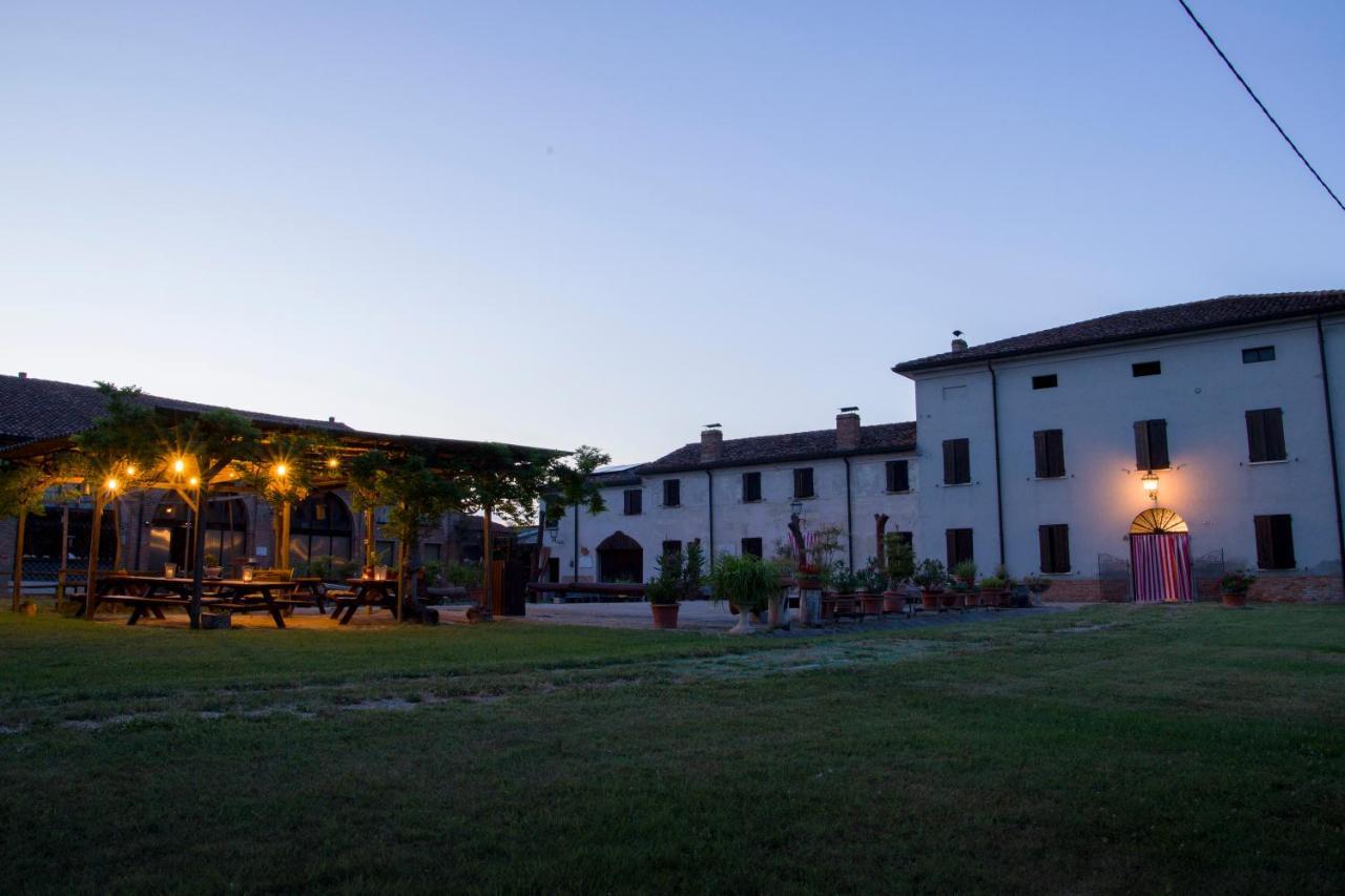 Agriturismo Corte Galvagnina Cesole Bagian luar foto